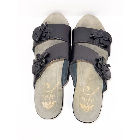 Dansko Donna Sandal Black Leather Comfort Slide Two Strap Low Wedge Floral 40/10 - Picture 9 of 13